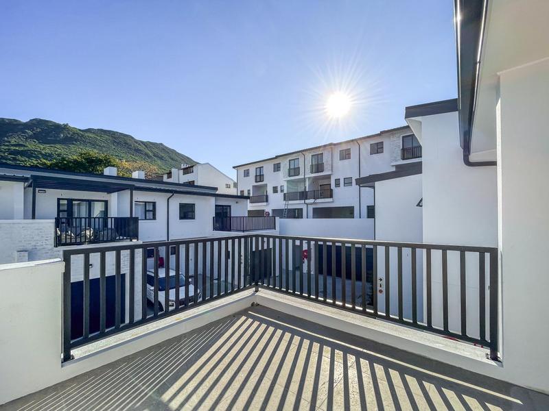 To Let 3 Bedroom Property for Rent in Hout Bay Western Cape